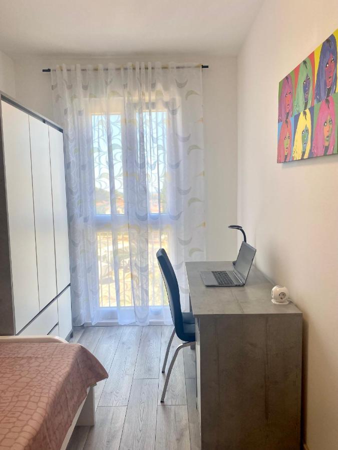 Ema Apartment Póla Kültér fotó