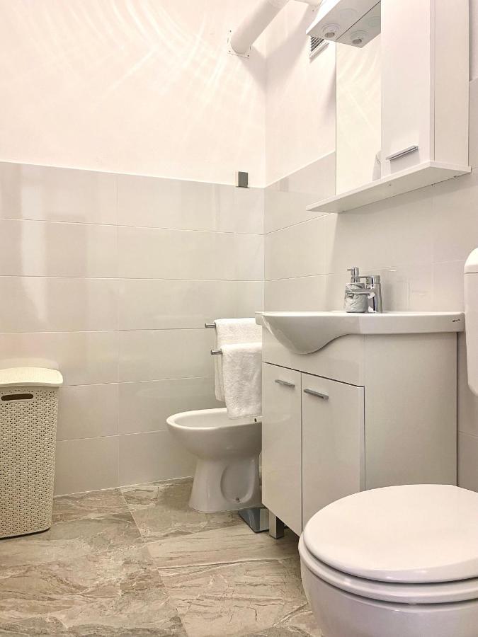 Ema Apartment Póla Kültér fotó