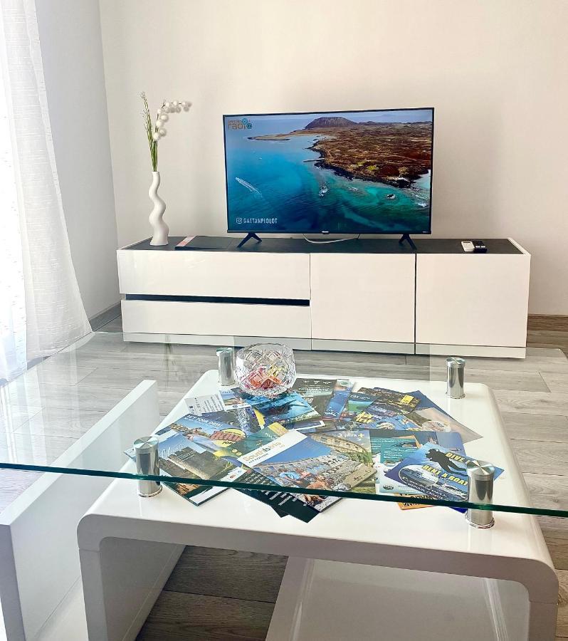 Ema Apartment Póla Kültér fotó