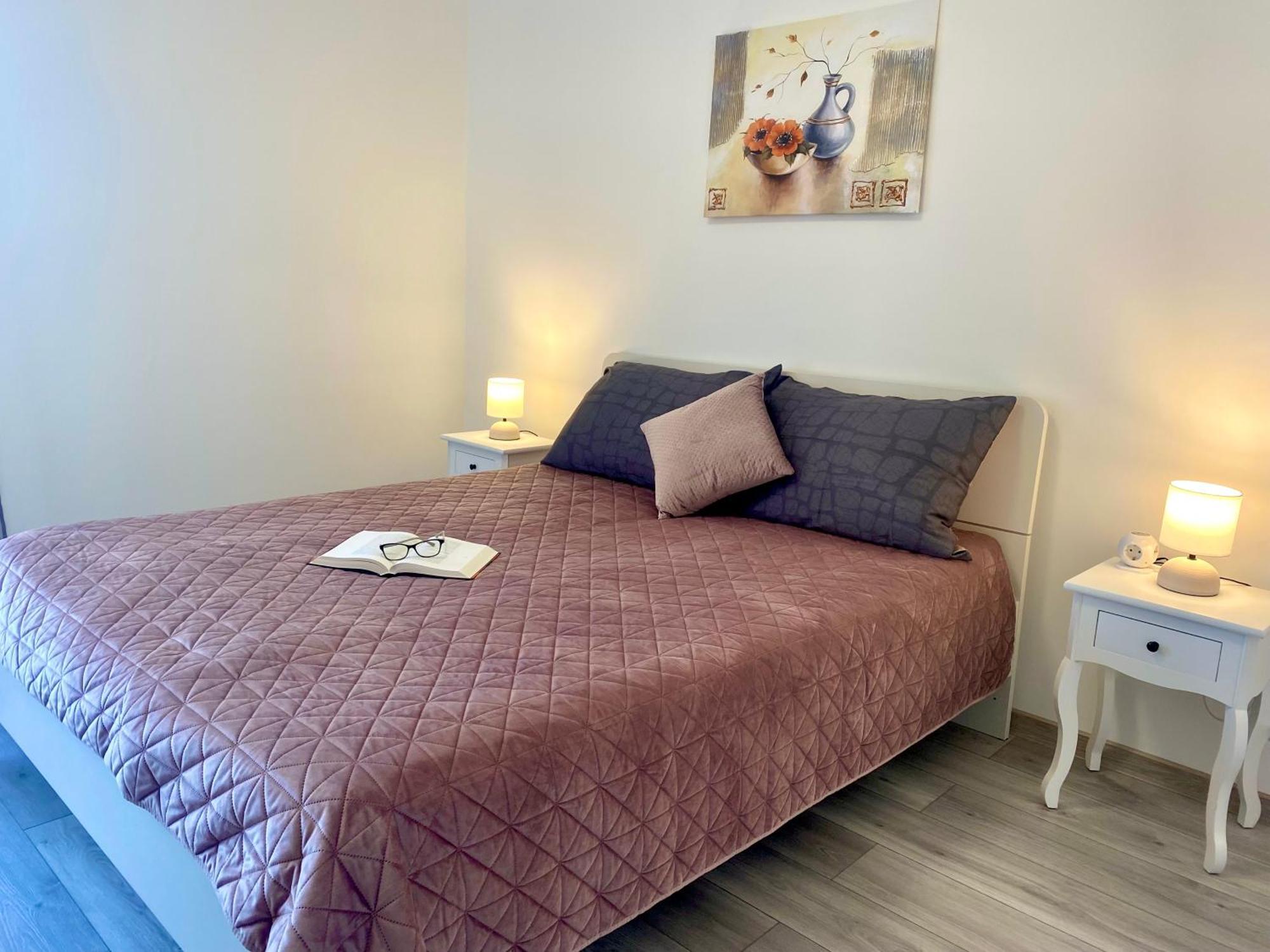 Ema Apartment Póla Kültér fotó